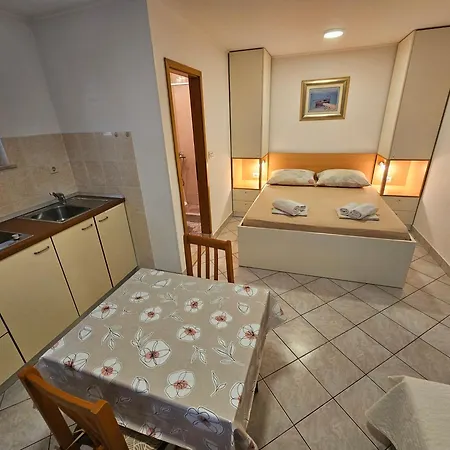 Apartment Nikica Trogir Room photo